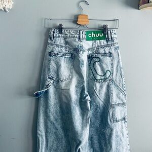Chuu Jeans